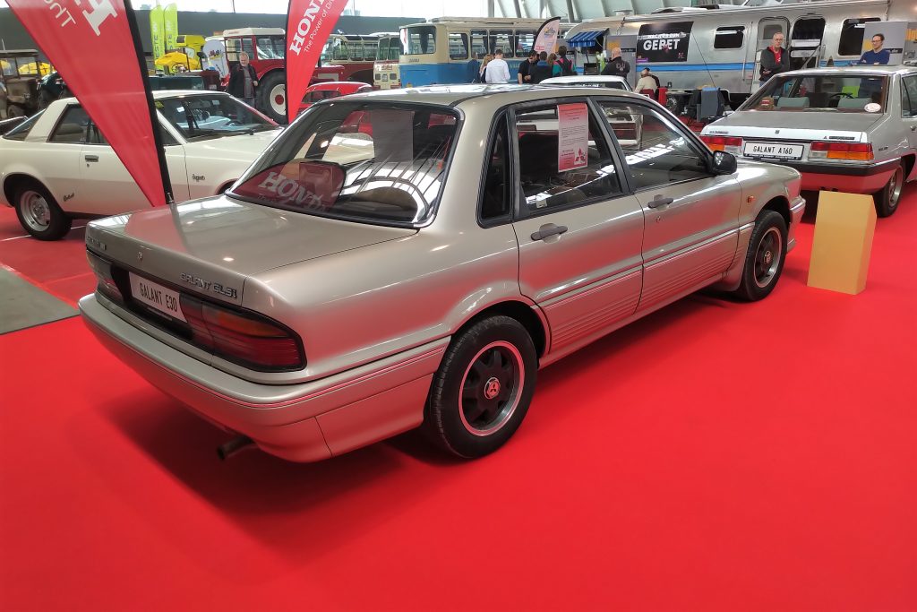 Mitsubishi Galant E30 GLSi de Luxe